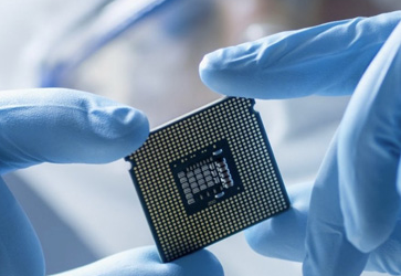 国产芯片上新！能效比提升超228倍